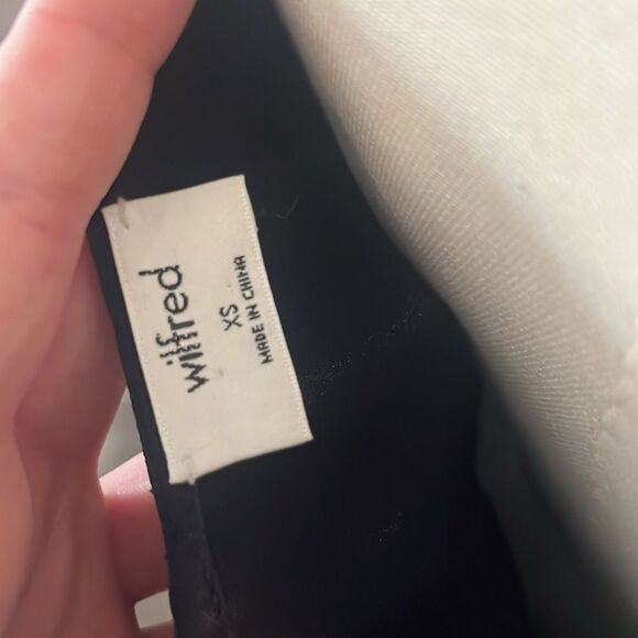 Aritzia Wilfred Navy Floral Wrap Dress‎ - Picture 7 of 7